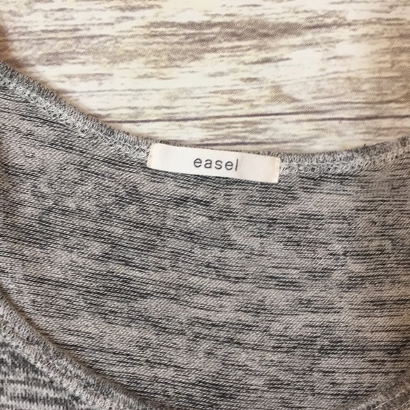 Heather gray fringe bottom Tunic - Picture 4 of 5